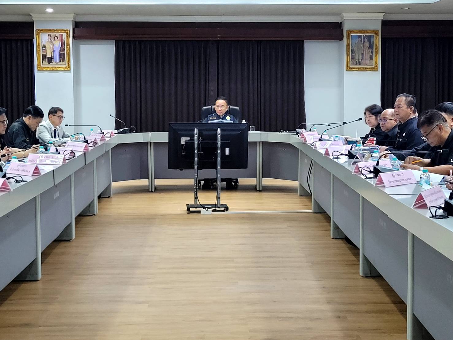 title - หัวหน้าผู้ตรวจราชการ ส.ป.ก. เข้าร่วมประชุมตรวจติดตามความก้าวหน้าผลการดำเนินงานตามแผนการตรวจราชการของผู้ตรวจราชการกระทรวงเกษตรและสหกรณ์ ประจำปีงบประมาณ พ.ศ. 2569 รอบที่ 2 จังหวัดพะเยา